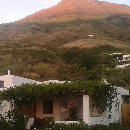 Casa Flora * Stromboli