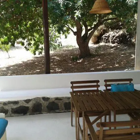 Apartment Casa Flora Stromboli